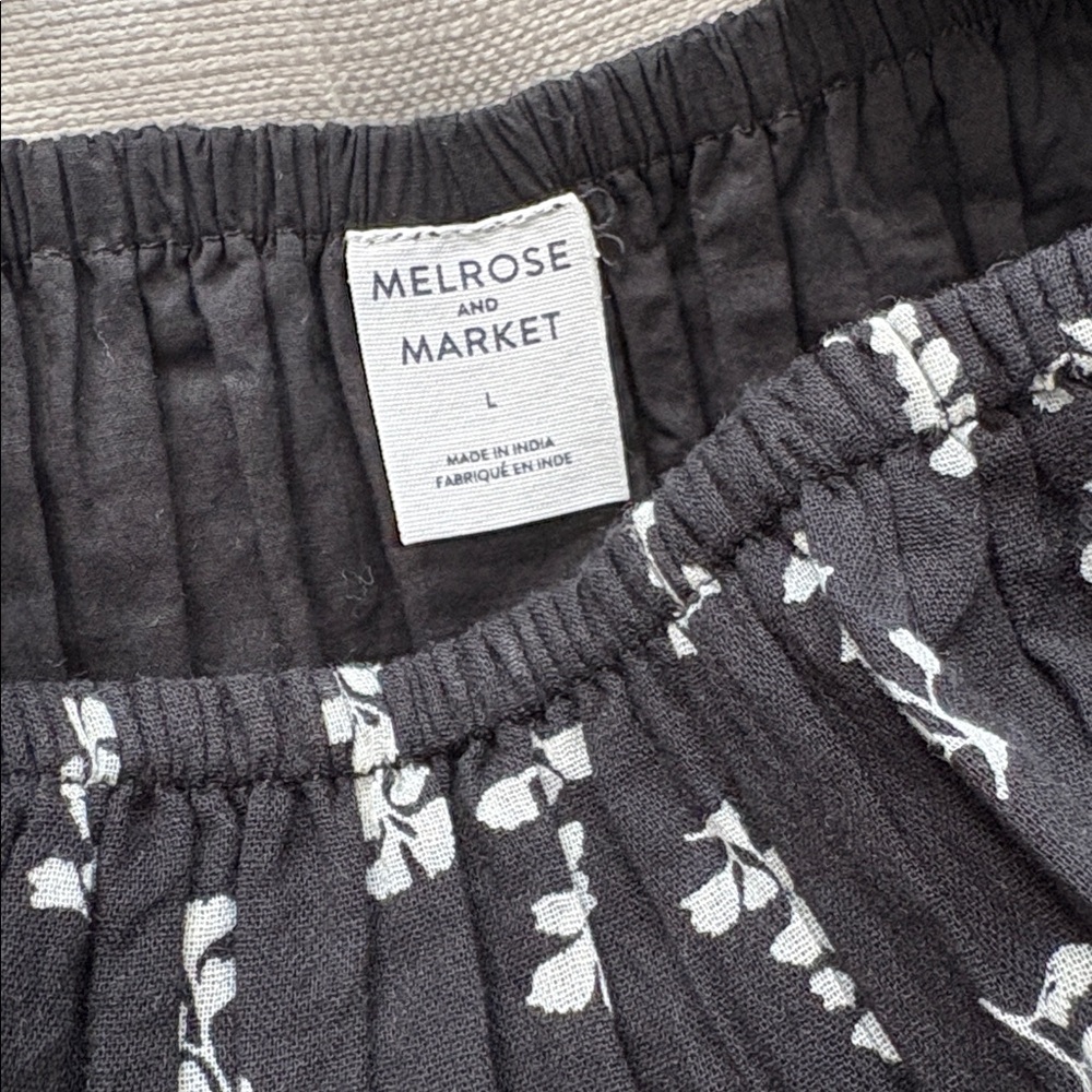 MELROSE and MARKET puff sleeve top - Picture 5 of 9
